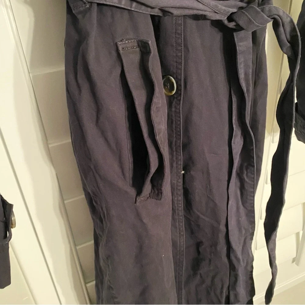 Universal Thread XL Women's Button Down Trench Coat Black NWT - Picture 3 of 8